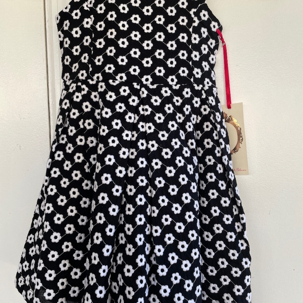 Girls dress